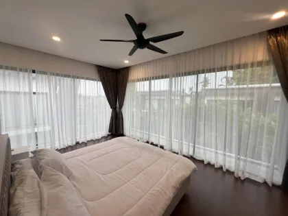 Moderna villa de 2 plantas en alquiler en Rawai con jacuzzi
