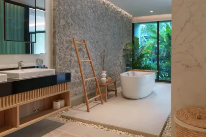 Luxuriöse 3-Schlafzimmer Poolvilla mit Seeblick in Rawai