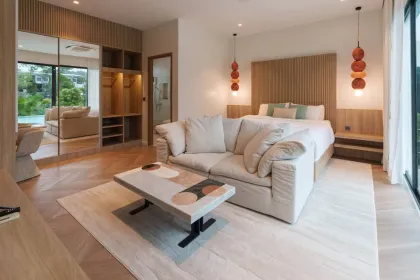 Luxuriöse 3-Schlafzimmer Poolvilla mit Seeblick in Rawai