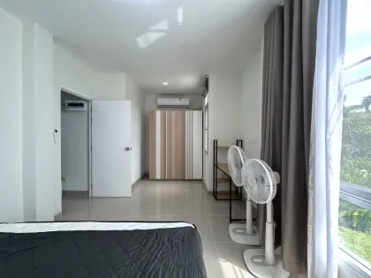 Villa de esquina con 3 habitaciones en alquiler en Phuket Green Ville