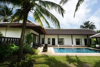 2 Bedroom Villa with Garden and Private Pool in Pasak, Cherngtalay