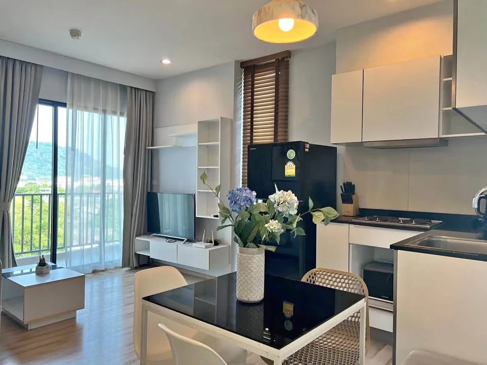 อพาร์ตเมนต์ 2 ห้องนอน 2 ห้องน้ำ ที่ THE BASE UPTOWN CONDO, Kathu