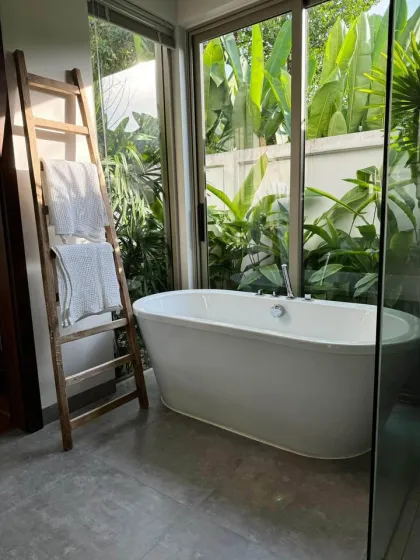 Роскошная вилла с 3 спальнями и бассейном в Botanica Lakeside, Bang Tao