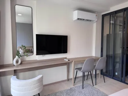 Studio-Wohnung mit Garten- und Poolblick zur Miete im The Base Rise Phuket