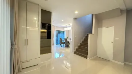 The Palm Kathu - Patong 豪华四卧室带泳池别墅出租