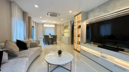 The Palm Kathu - Patong 豪华四卧室带泳池别墅出租