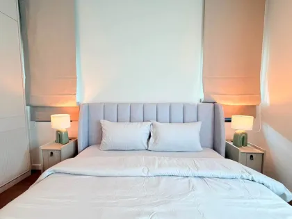 Villa de lujo nueva con 4 dormitorios y 5 baños en alquiler en Koh Kaew