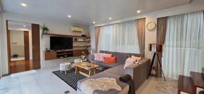 Cozy and Modern Private Pool Villa near BCIS in Chalong