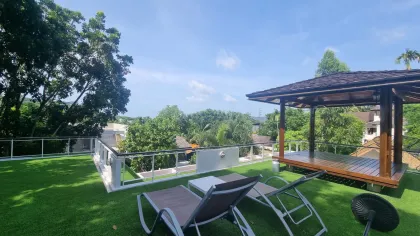 Cozy and Modern Private Pool Villa near BCIS in Chalong