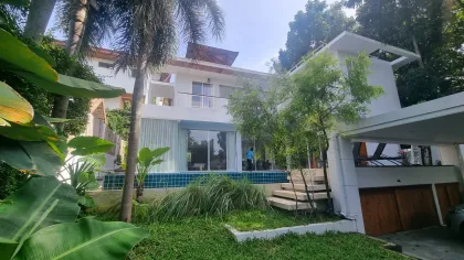 Cozy and Modern Private Pool Villa near BCIS in Chalong