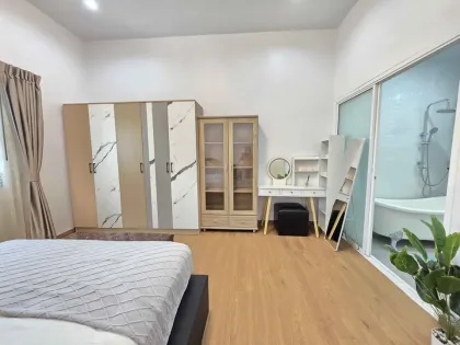 Koh Kaew舒适2卧室半独立式住宅