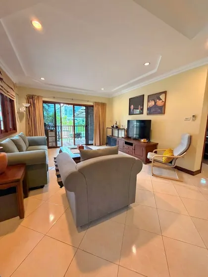 Executive 2-Bed Detached Villa Near BISP with Gourmet Kitchen