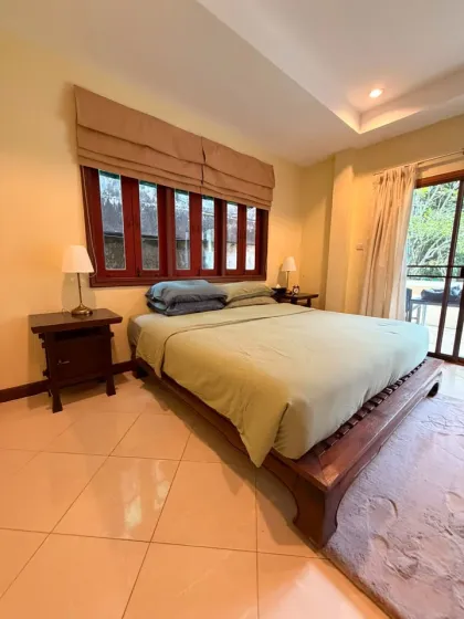 Executive 2-Bed Detached Villa Near BISP with Gourmet Kitchen