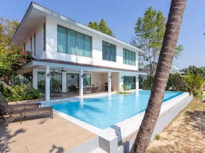 4-Zimmer-Strandvilla mit Privatpool in Rawai