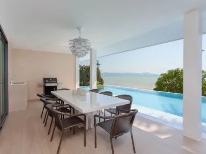 4-Zimmer-Strandvilla mit Privatpool in Rawai