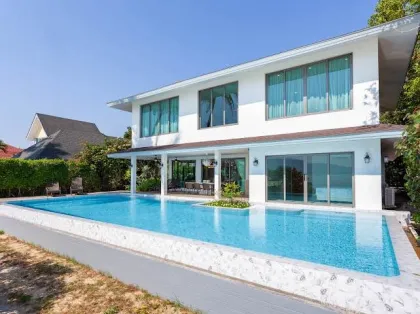 4-Zimmer-Strandvilla mit Privatpool in Rawai