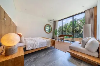วิลล่า 7 ห้องนอนกว้างขวาง ใกล้หาดบางเทาและลากูน่าภูเก็ต