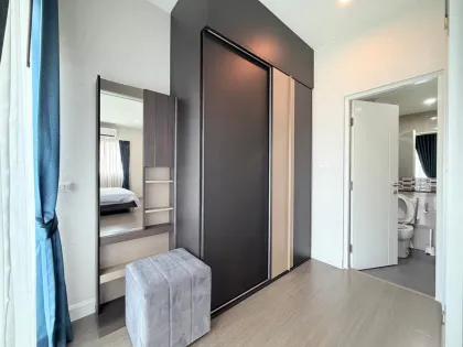 Moderne 4-Zimmer-Villa mit EV-Ladestation nahe BISP