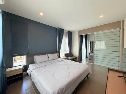 Moderne 4-Zimmer-Villa mit EV-Ladestation nahe BISP