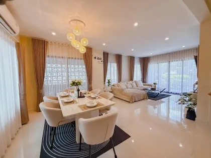Villa de 3 chambres et 3 salles de bain à louer à The Palm Kathu–Patong Village