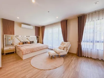 Villa de 3 chambres et 3 salles de bain à louer à The Palm Kathu–Patong Village
