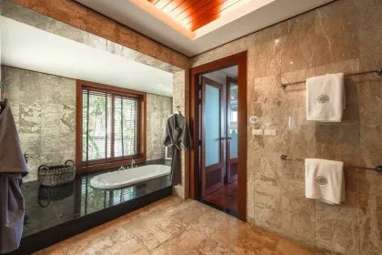 Villa de luxe 6 chambres avec vue sur mer à louer à Surin