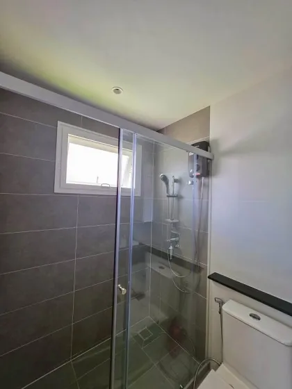4-Zimmer-Wohnung mit großem Garten in Supalai Palm Spring, Thalang