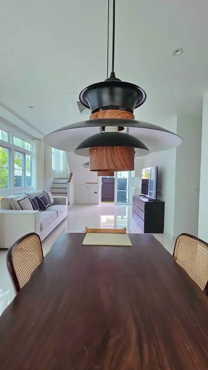 4-Zimmer-Wohnung mit großem Garten in Supalai Palm Spring, Thalang