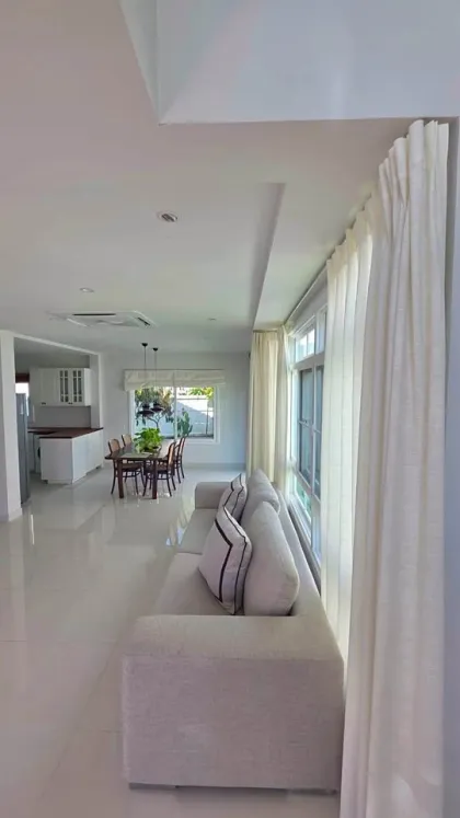 4-Zimmer-Wohnung mit großem Garten in Supalai Palm Spring, Thalang