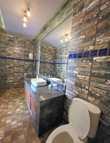 Villa avec piscine privée à Thalang pour 45 000 THB par mois