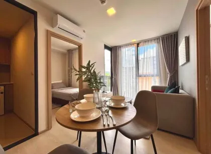 普吉中心区带泳池景观两室公寓出租