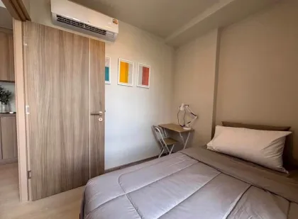 普吉中心区带泳池景观两室公寓出租