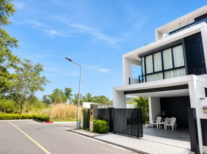 Privat-Villa mit Pool in Laguna Phuket zur Miete