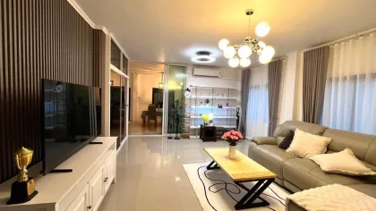 Pool Villa for Rent with 3 Bedrooms and 3 Bathrooms in Chalong