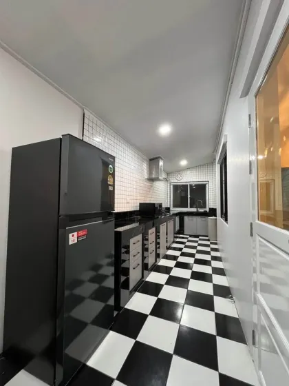 Pool Villa for Rent with 3 Bedrooms and 3 Bathrooms in Chalong