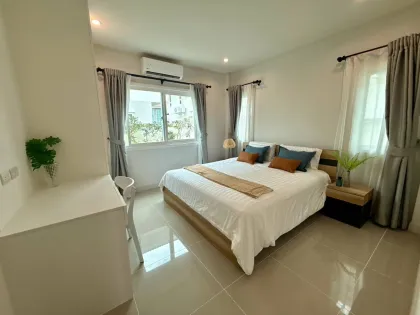 4-Bedroom House for Rent at Supalai Bella Thalang