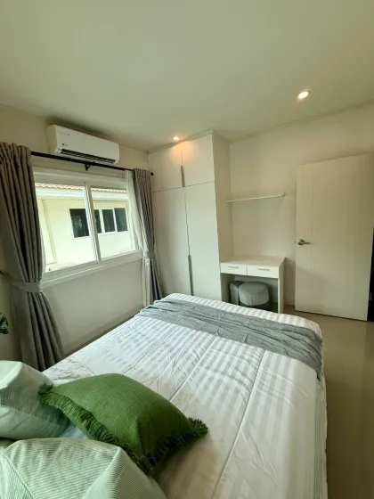 4-Bedroom House for Rent at Supalai Bella Thalang