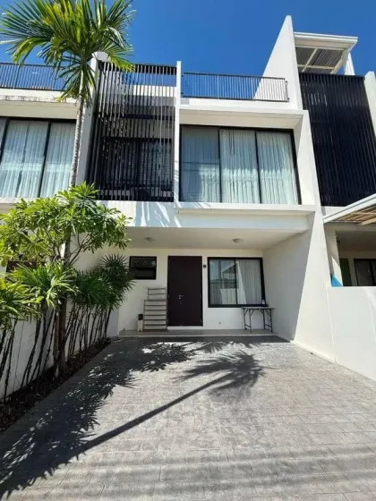 บ้านเช่า 3 ห้องนอน 4 ห้องน้ำ ที่ Laguna Park 1 เชิงทะเล