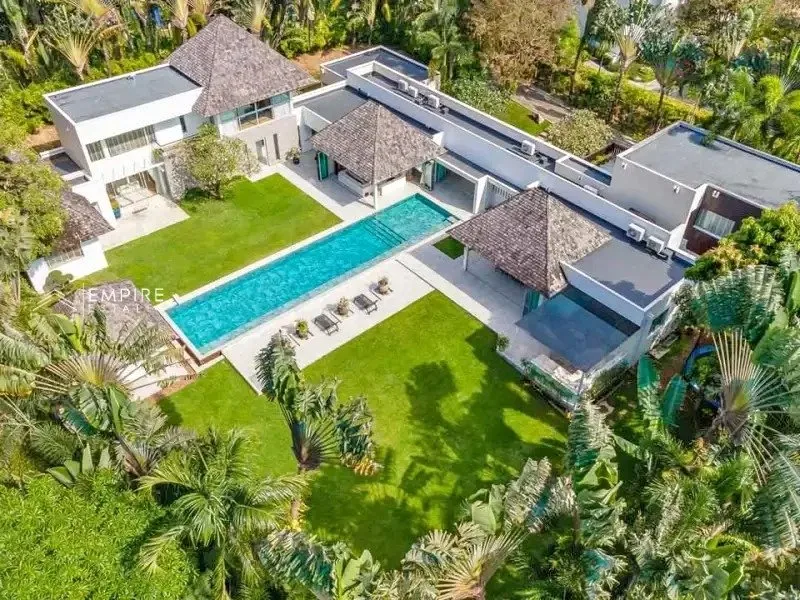 Villa spacieuse 5 chambres avec piscine à Bang Tao
