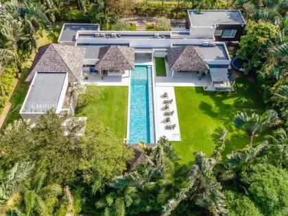 Spacious 5-Bedroom Villa with Pool in Bang Tao