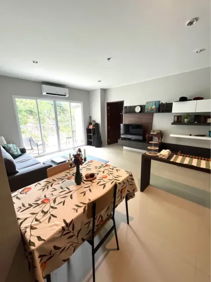 Appartement 2 chambres spacieux près du centre de Phuket