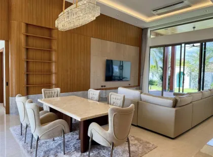 Villa moderna en Gold Chariot, Bang Tao en alquiler