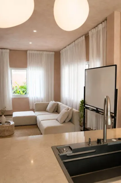 Renovierte 2-Zimmer-Villa mit Außendusche in Phanason Park Ville 3