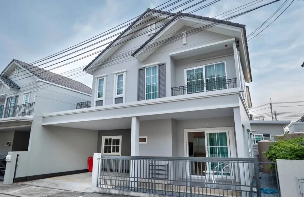 4 Schlafzimmer, 3 Badezimmer Haus in Anasiri Pakhlok, Thalang, Phuket zur Miete