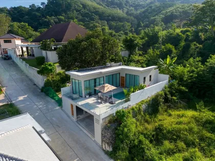 Villa con piscina privada en alquiler en Chalong, Phuket