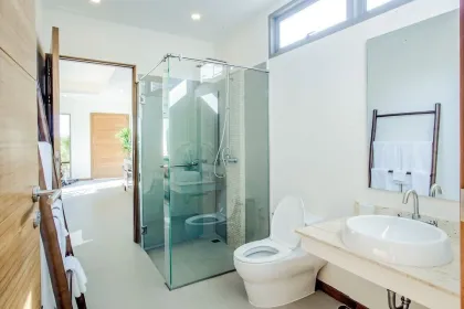 Villa de 2 dormitorios y 2 baños en alquiler en KA Villa Rawai