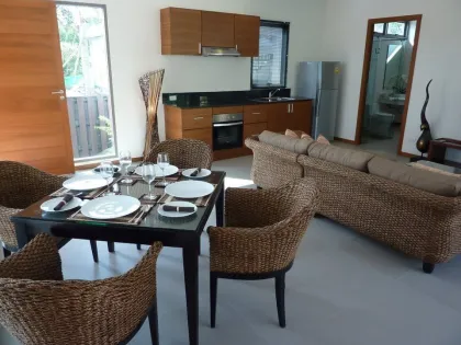 Villa de 2 dormitorios y 2 baños en alquiler en KA Villa Rawai