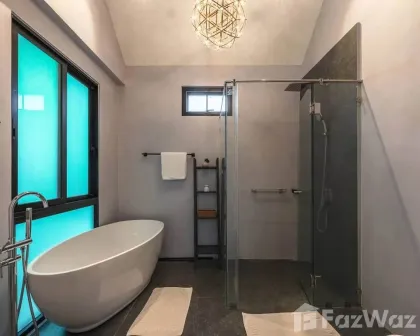 Роскошная вилла с 3 спальнями и бассейном в The Granary Villas, Пхукет