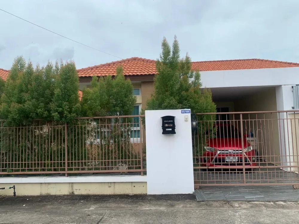 Villa Phuket Chaofah 2 avec 3 chambres et 2 salles de bains à louer