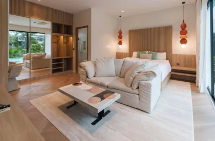 Casa Signature Luxusvilla mit 3 Schlafzimmern, Pool und Seeblick